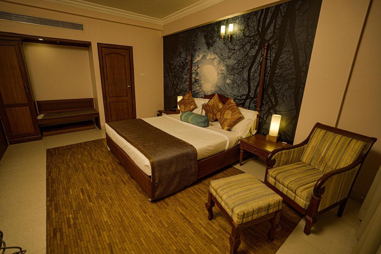 Casino Hotels Ltd Thrissur Екстериор снимка
