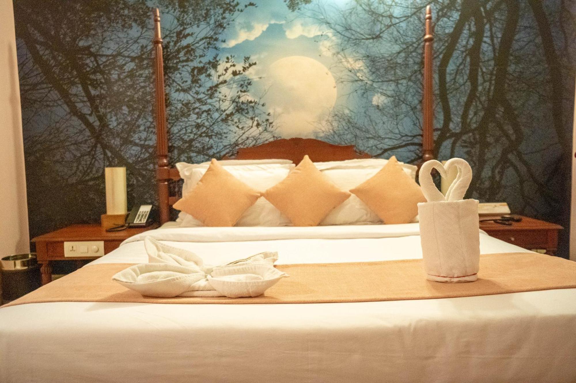 Casino Hotels Ltd Thrissur Екстериор снимка