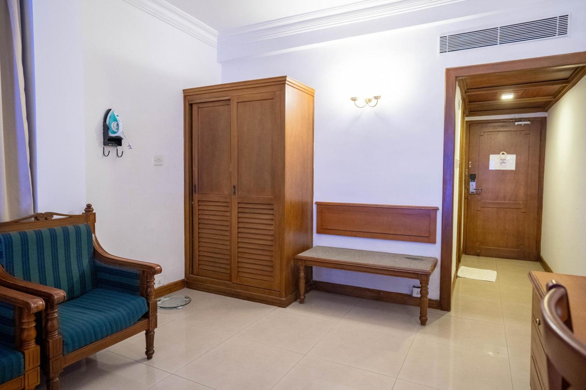 Casino Hotels Ltd Thrissur Екстериор снимка