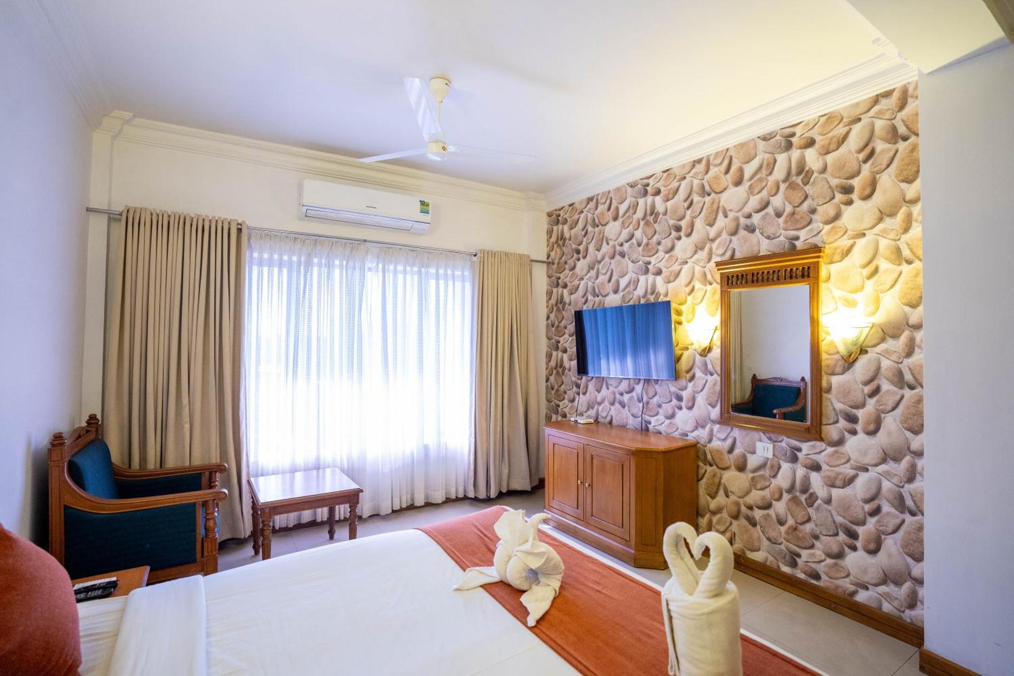 Casino Hotels Ltd Thrissur Екстериор снимка